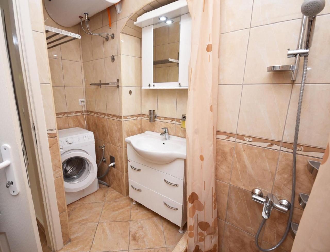 Vila Kula 1830 Apartments ヘルツェグ・ノヴィ エクステリア 写真
